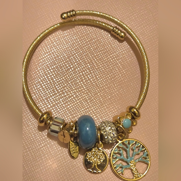 Handmade Jewelry - Charm Bracelet Gold Tone with Blue/Teal Colored Accents NEW HANDMADE